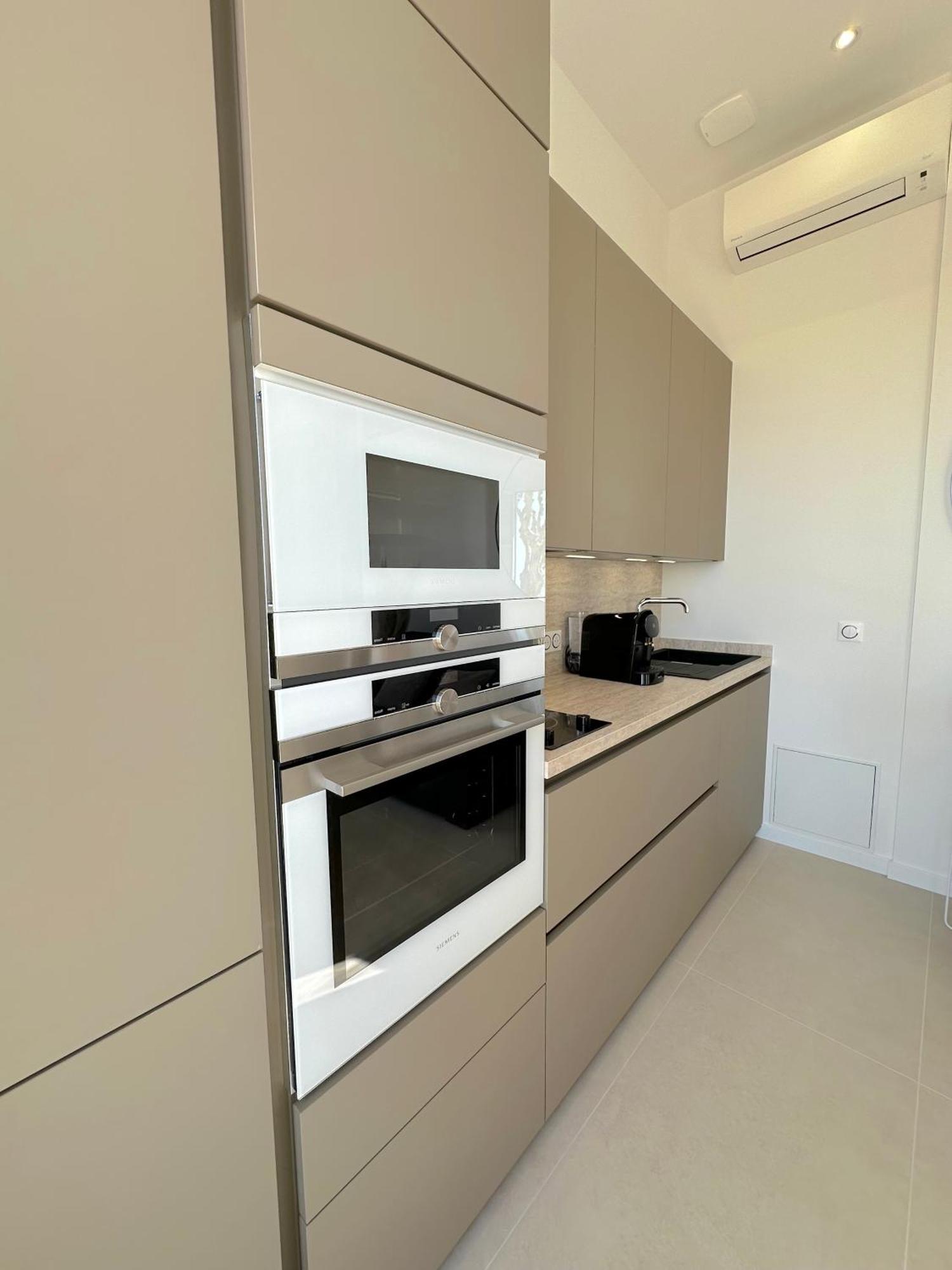 Menton # Monaco - F1 Gp - 4 Persons - Sea View - New - Parking - Clim - Premium - Beach And Sun المظهر الخارجي الصورة