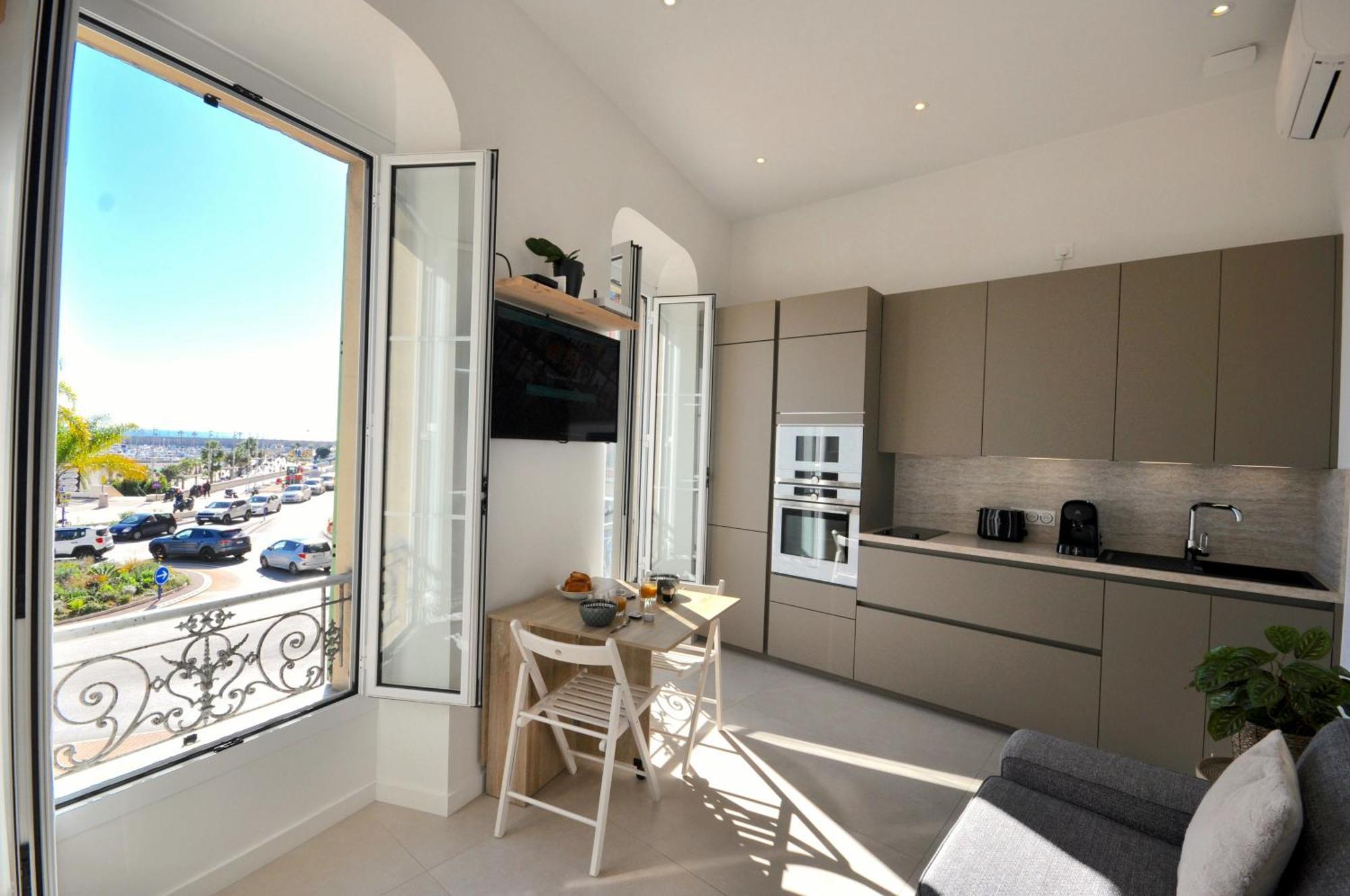 Menton # Monaco - F1 Gp - 4 Persons - Sea View - New - Parking - Clim - Premium - Beach And Sun المظهر الخارجي الصورة